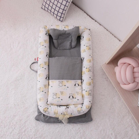 Newborn anti-fright portable bed