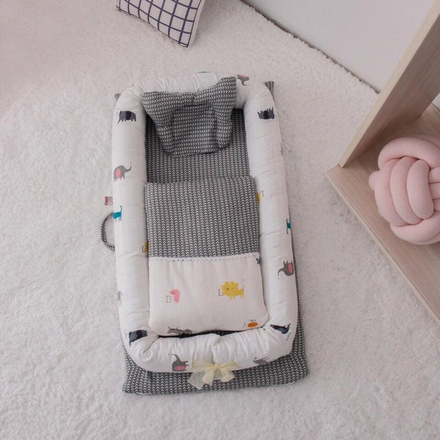 Newborn anti-fright portable bed