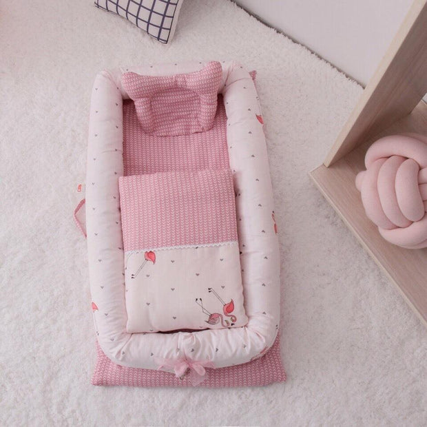 Newborn anti-fright portable bed